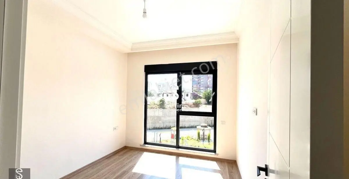 Alanya Avsallar'da Lüx Site İçerisinde Kiralık 1+1 Boş Daire - Görsel 5