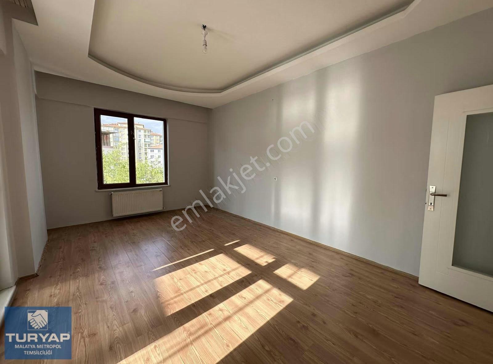 Turyap Metropolden Güngör Cad. 3+1 Kiralık Daire - Görsel 14