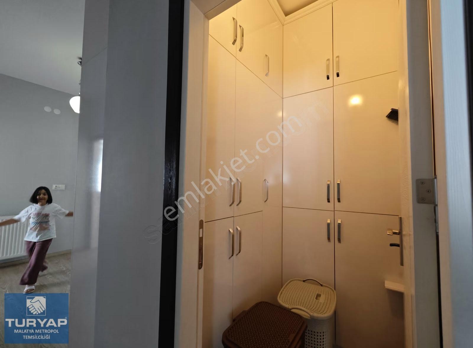 Turyap Metropol'den Manas Tuva Sitesinde Kiralık 3+1 Daire - Görsel 5
