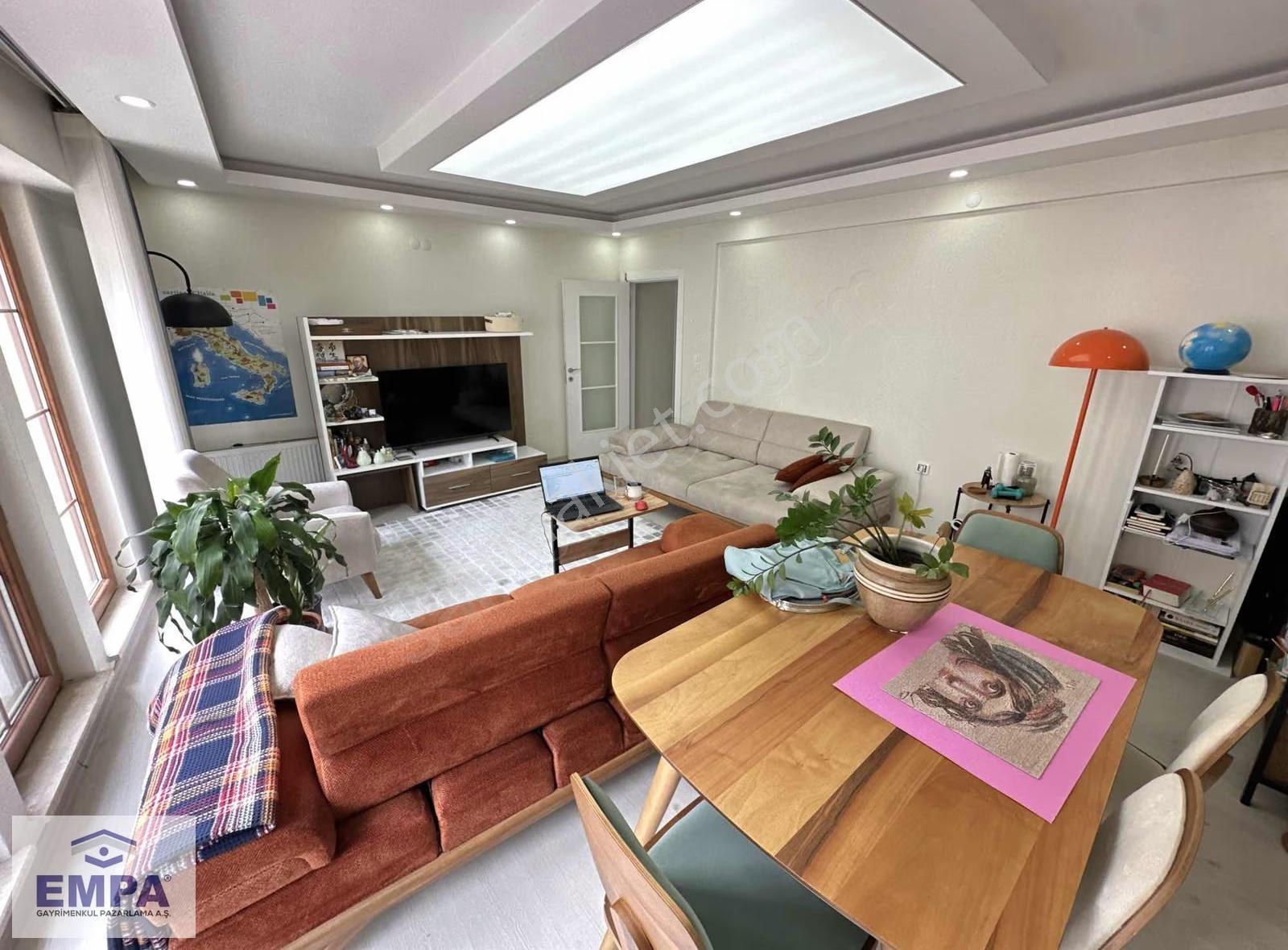 Empa'dan Cumhuriye Sakarya Cad Üzeri 3+1 135m² Bakımlı Kiralık - Görsel 5