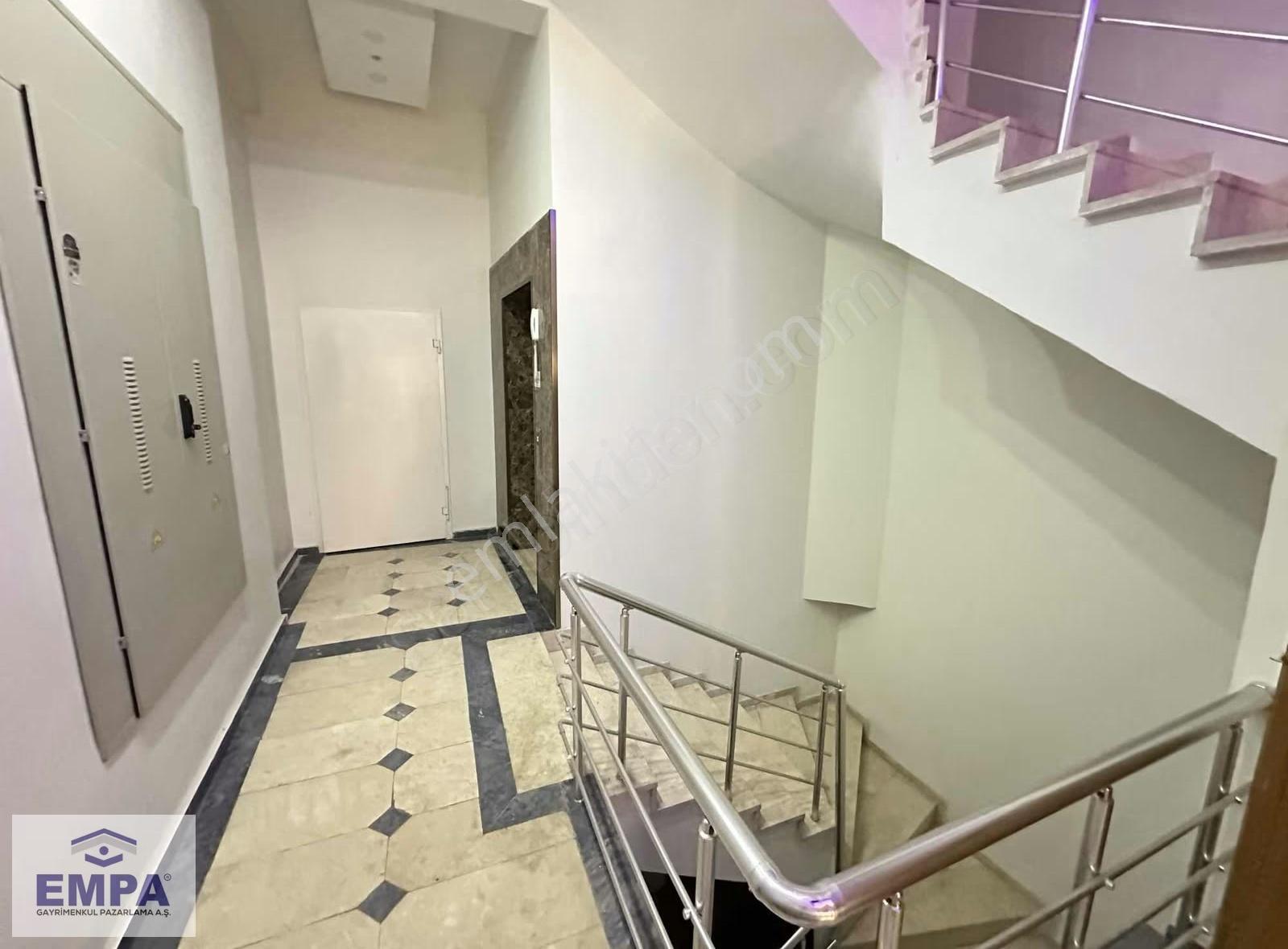 Empa'dan Cumhuriye Sakarya Cad Üzeri 3+1 135m² Bakımlı Kiralık - Görsel 26