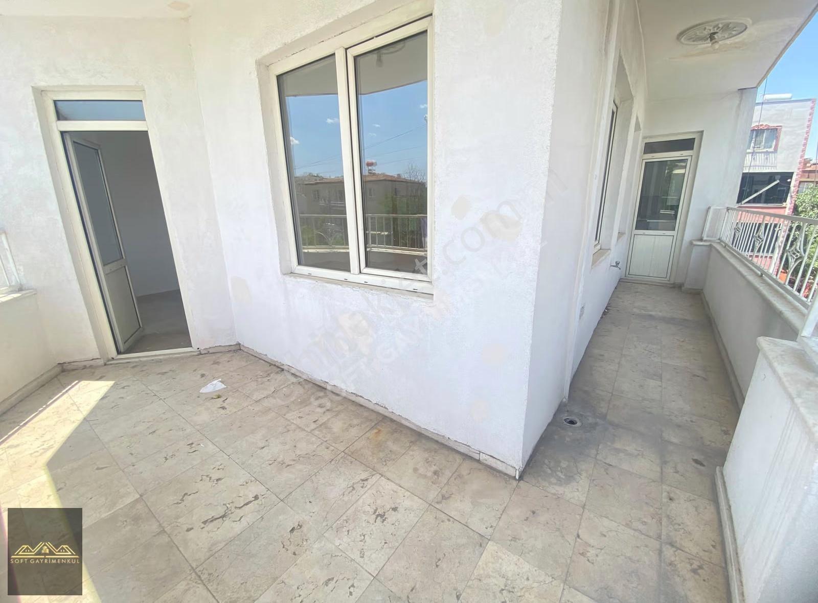 Gazikentte Arakat Çift Balkon Geniş Oturum Kiralık 3+1 Daire - Görsel 6