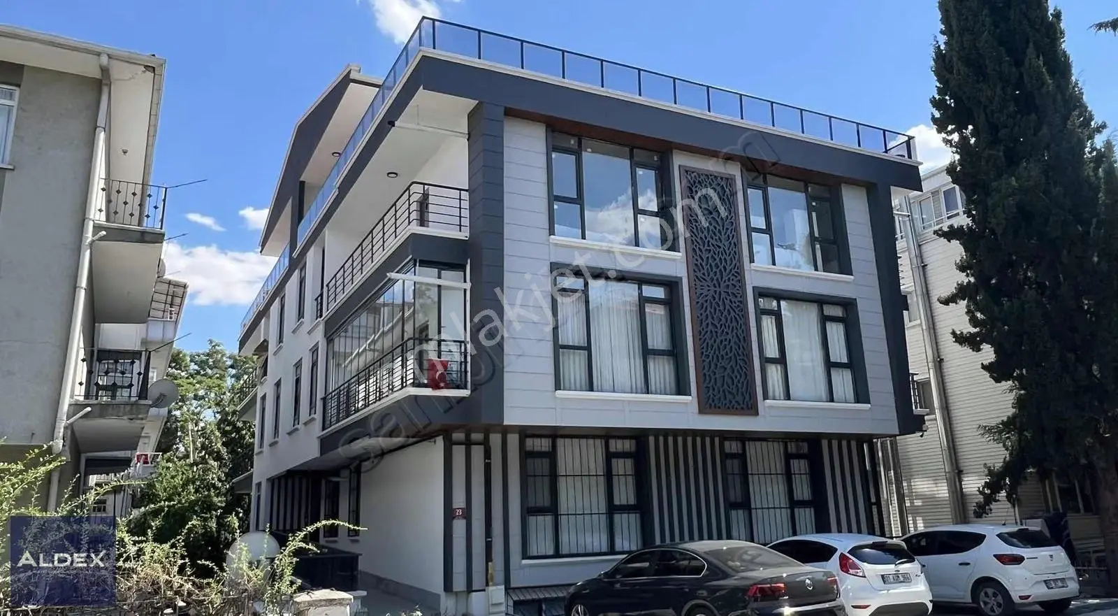 Gazi Mahallesi Sıfır Eşyalı Kiralık 2+1 Amerikan Mutfak,balkonlu