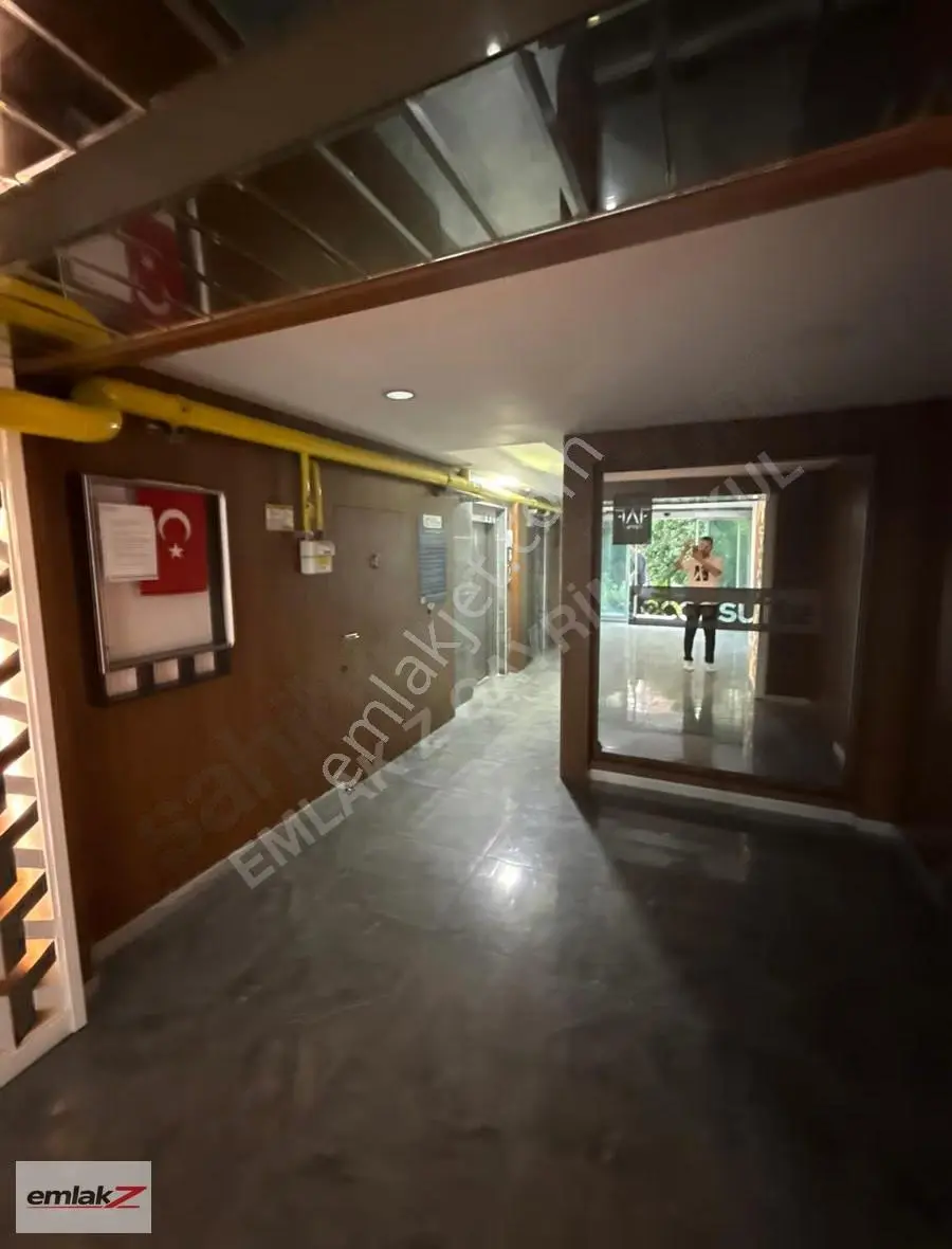 Çiftlikköy'de Havuzlu, Eşyalı, 1+1 Kiralık Daire - Görsel 18