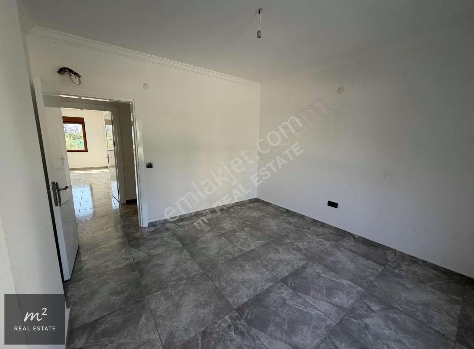 Alanya Kestel'de Denize Sıfır Sitede Kiralık 4+1 Geniş Daire - Görsel 14