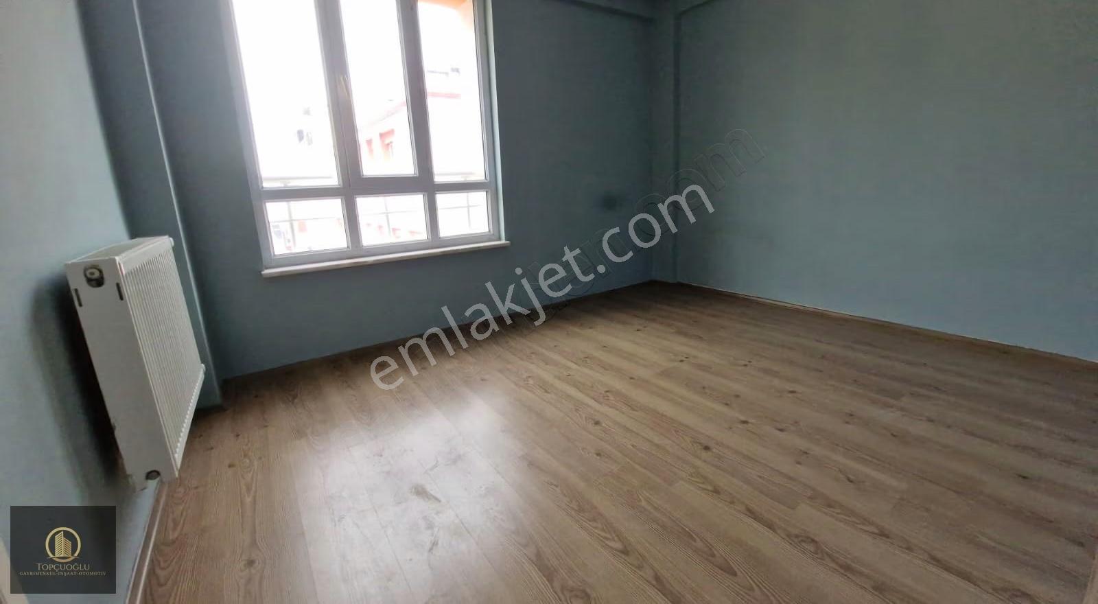 Anadolu Üniversitesi Yanında Ön Cephe 1+1 Daire