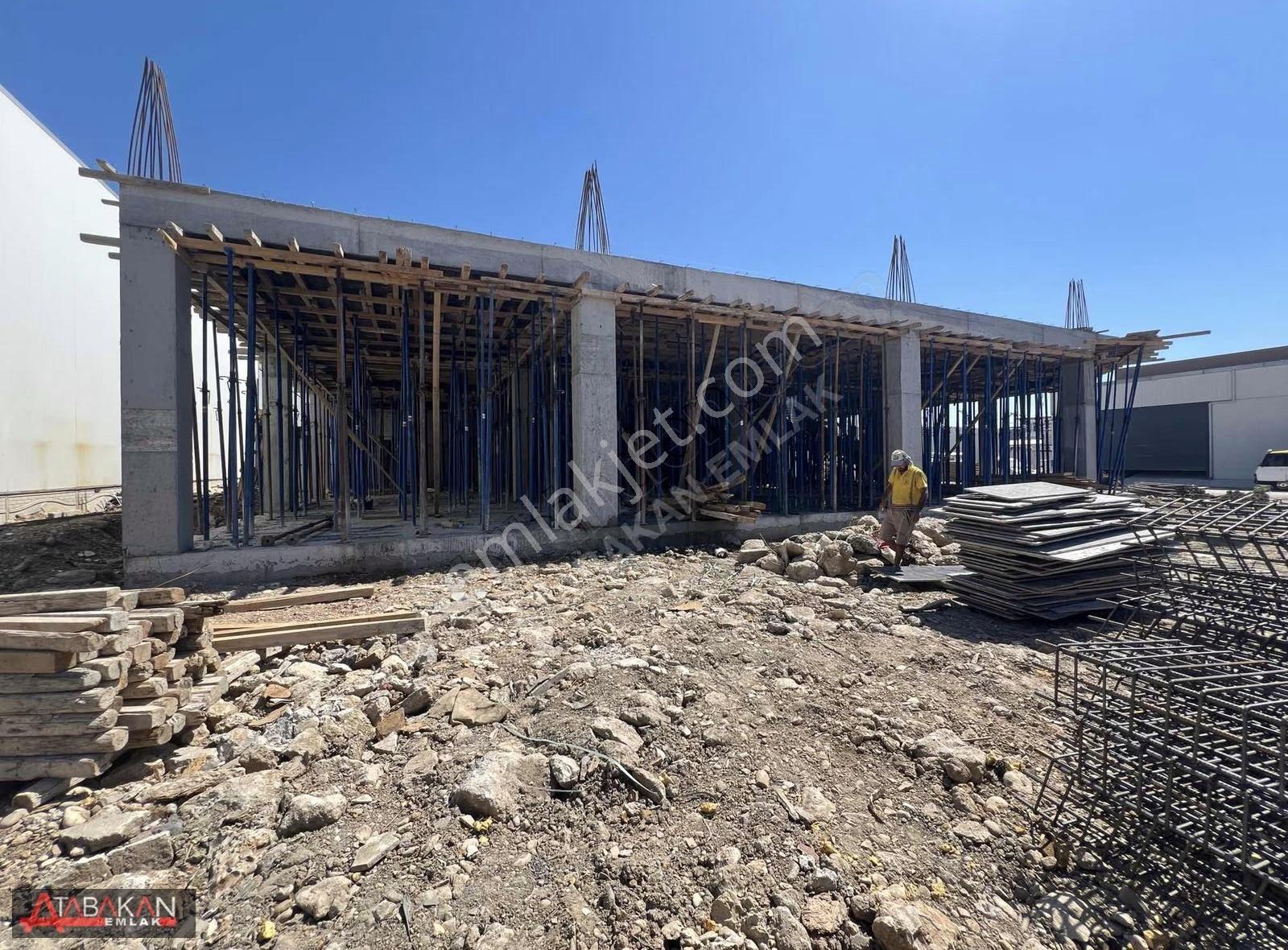 Manavgat Sanayi Bölgesinde 18 Metre Yola Cepheli Satılık Dükkan - Görsel 3