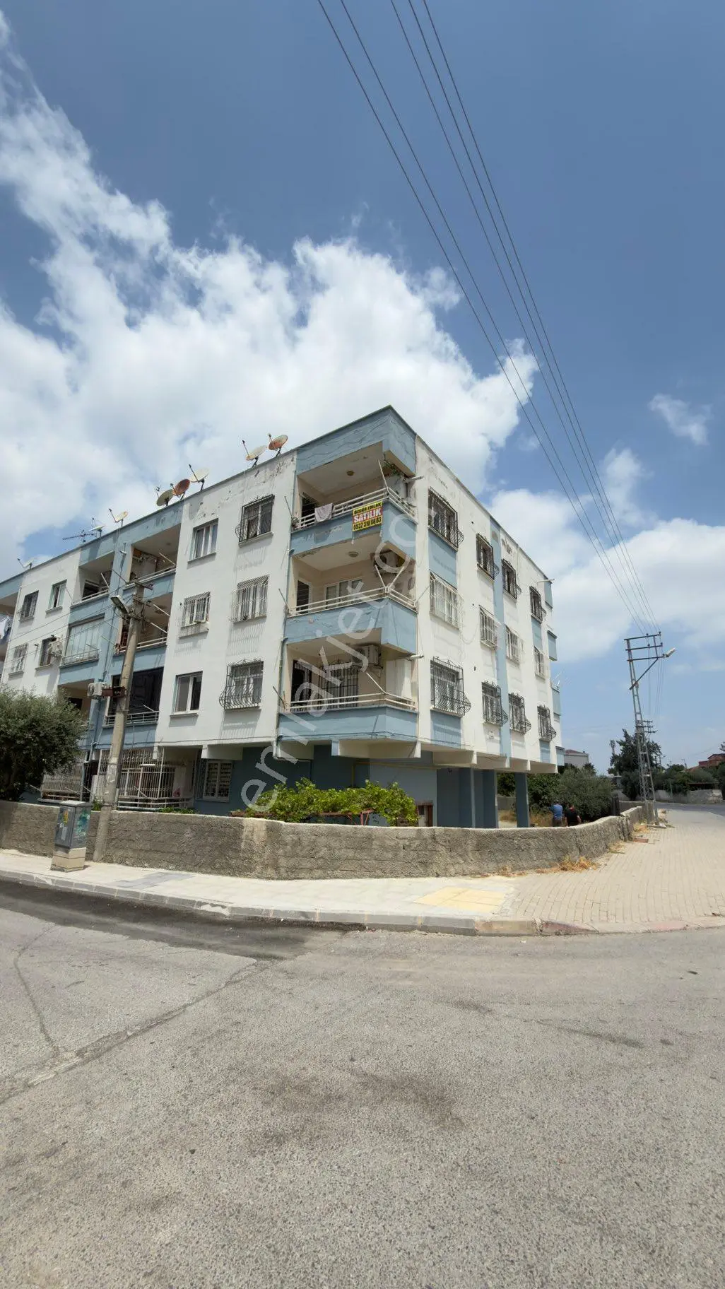 🏡 Özgür Emlak’tan Yeşilyurt Mahallesi’nde Satılık 3+1 Daire