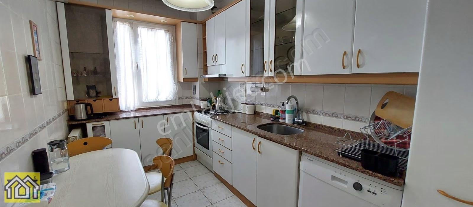 İzmir Ekonomi Üniversitesi Yakını Eşyalı 2+1 Kiralık - Görsel 4