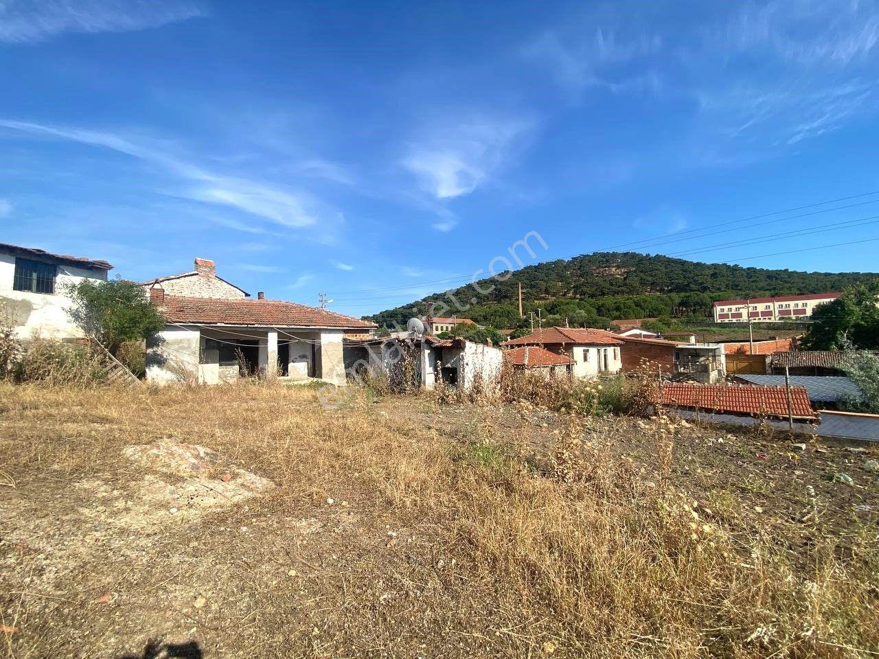 Aktiften Pelitköyde Tam Müstakil Hayali Olanlar İçin Deniz Manzaralı Harika Konumda Satılık Ev
