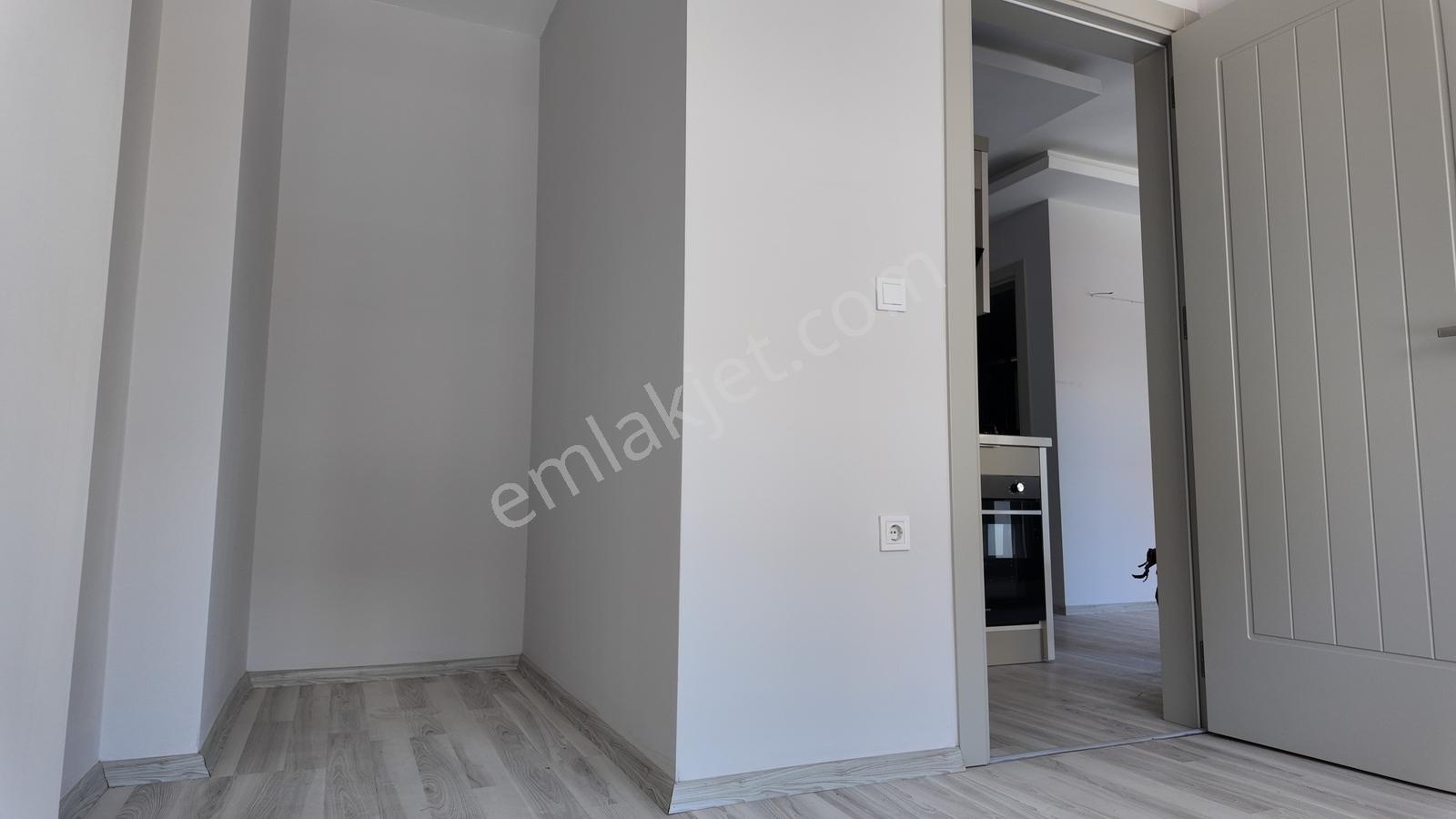 Kemer İzban Ve Hast.ler Yakını Özellikli Sıfır 1+1 Daire - Görsel 5