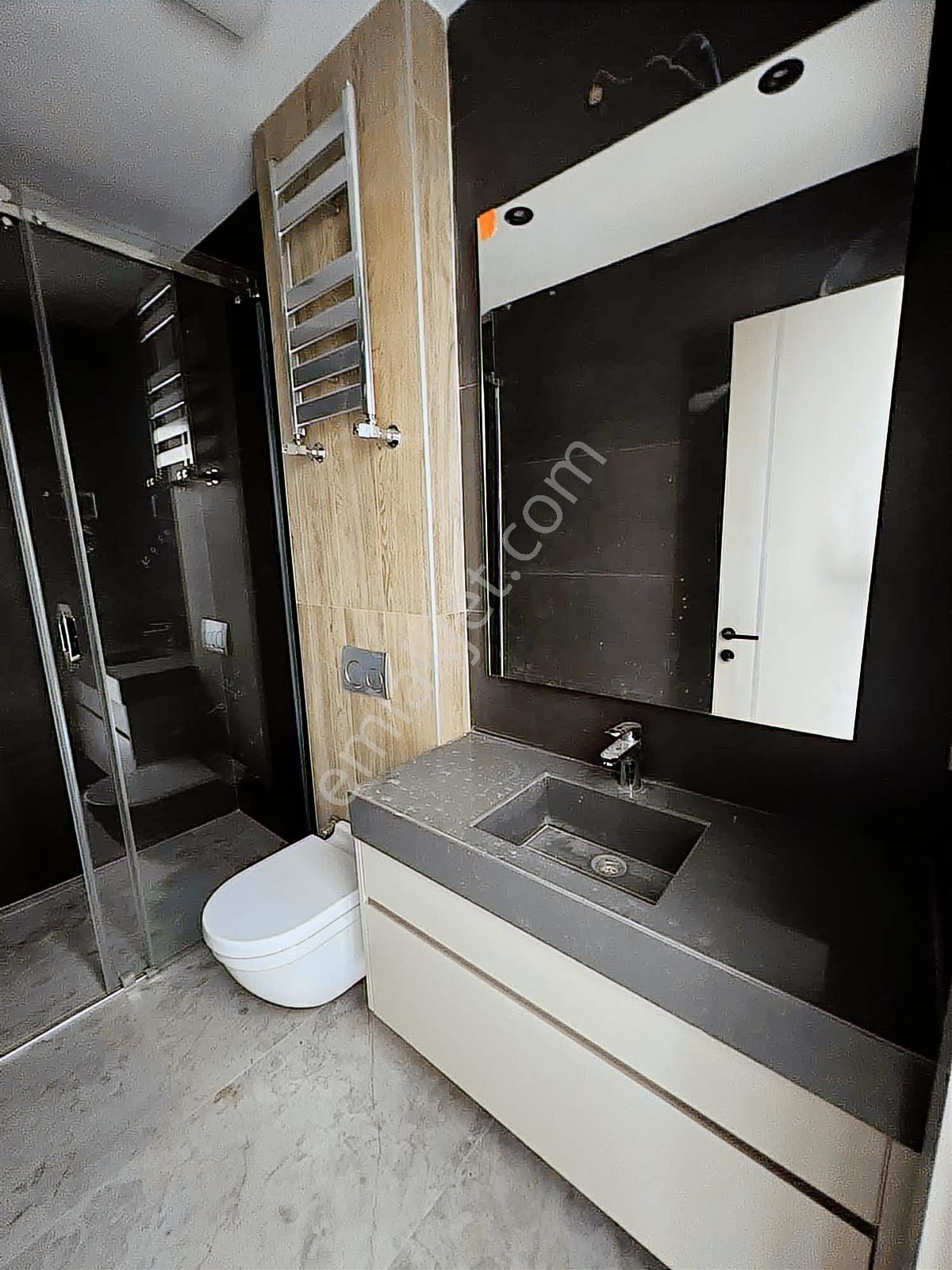 Özelikli Sitede Full Lüks 1+1 Satılık Daire - Görsel 25