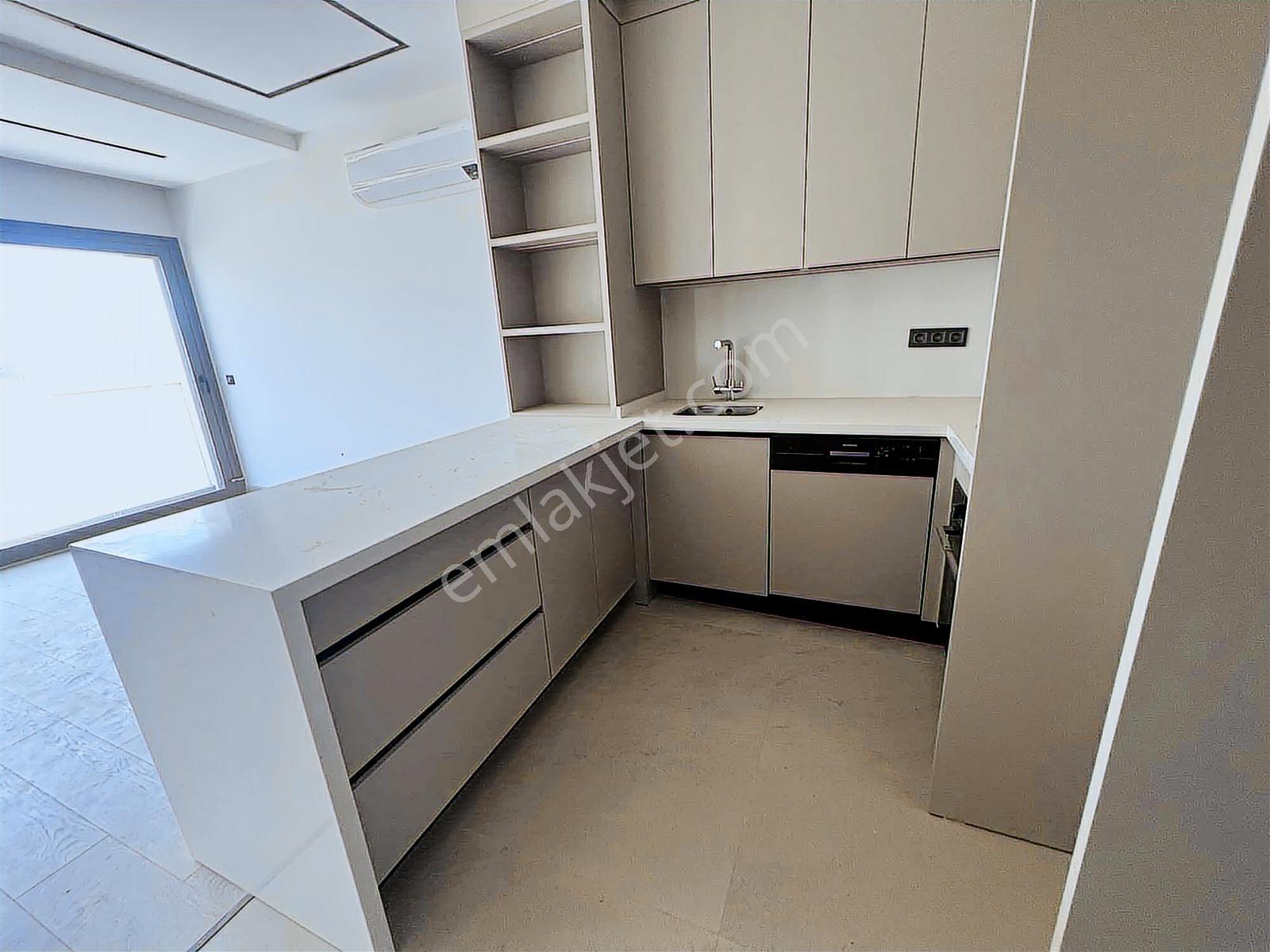 Özelikli Sitede Full Lüks 1+1 Satılık Daire - Görsel 29