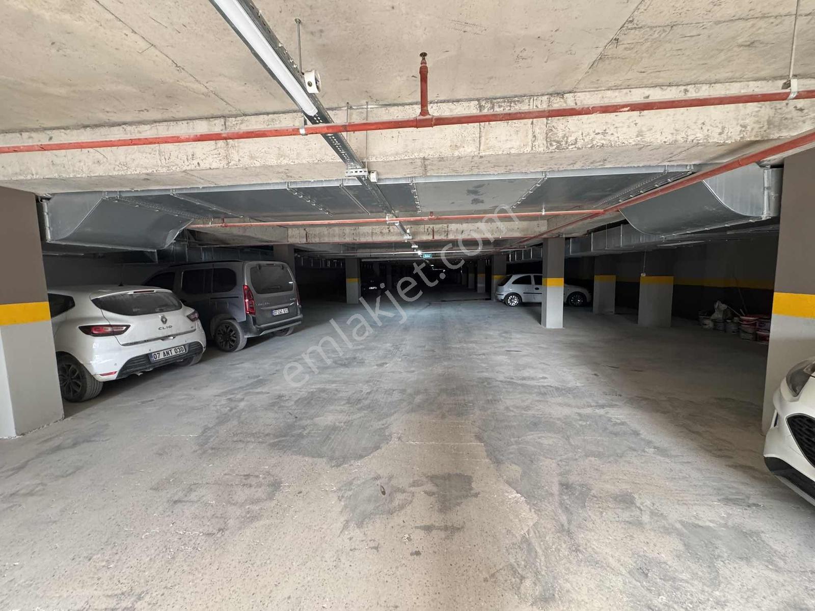 Özelikli Site De Full Lüks Eşyasız 1+1 Kiralık Daire - Görsel 31