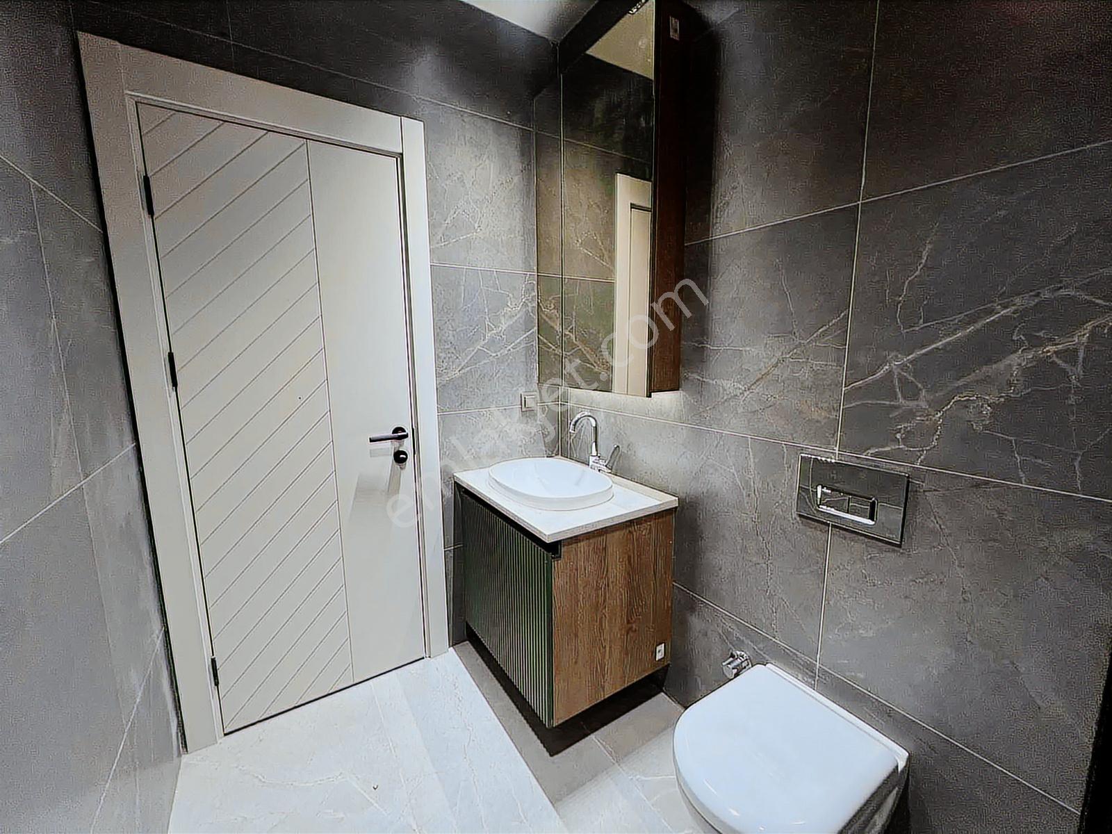 Özelikli Site De Full Lüks Eşyasız 1+1 Kiralık Daire - Görsel 26
