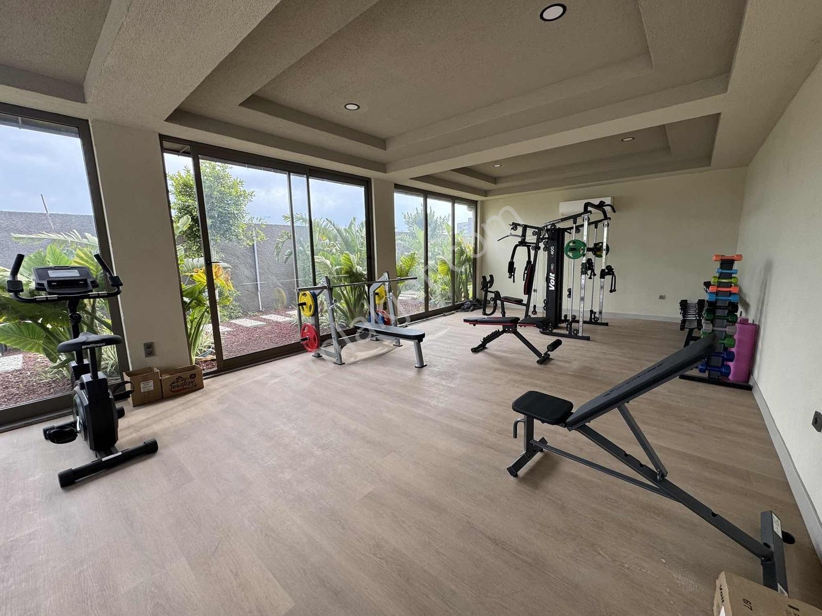 Özelikli Site De Full Lüks Eşyasız 1+1 Kiralık Daire - Görsel 19