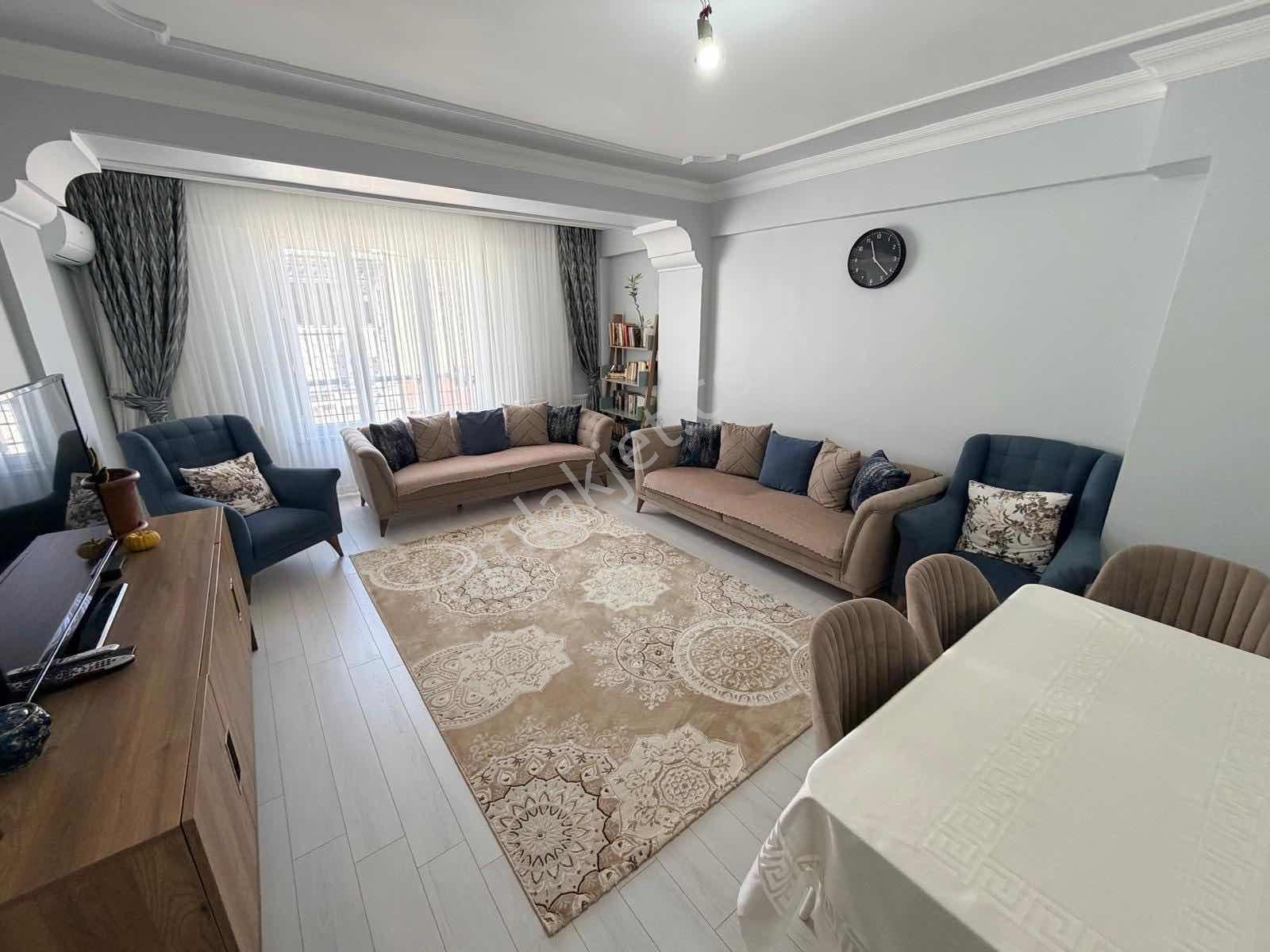 Işık Emlak'tan Metroya 4dk 130m² 3+1 Satılık Daire Krediye Uygun