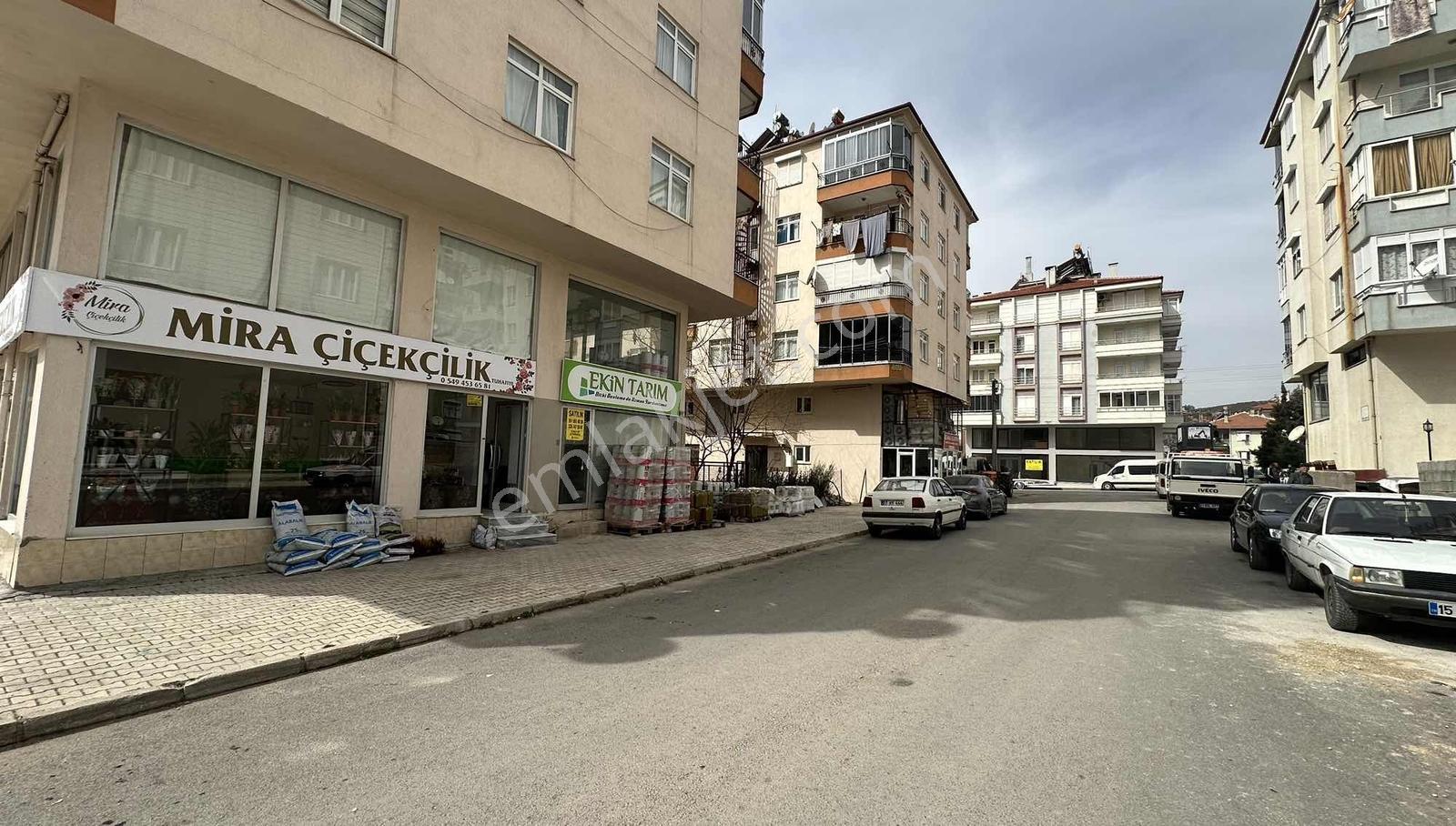 Vıp Gayrimenkul'den Elmalı Çarşı Merkezde 2 Katlı Köşe Dükkan - Görsel 7