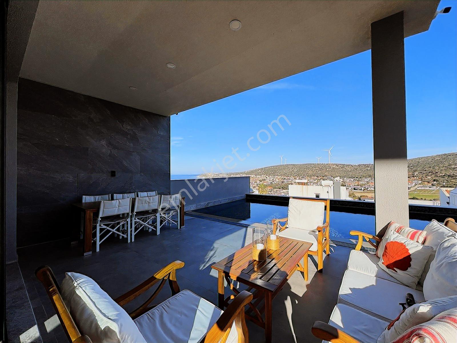 Çeşme Çiftlikköy De Full Deniz Ve Orman Manzaralı Lüks Villa - Görsel 23