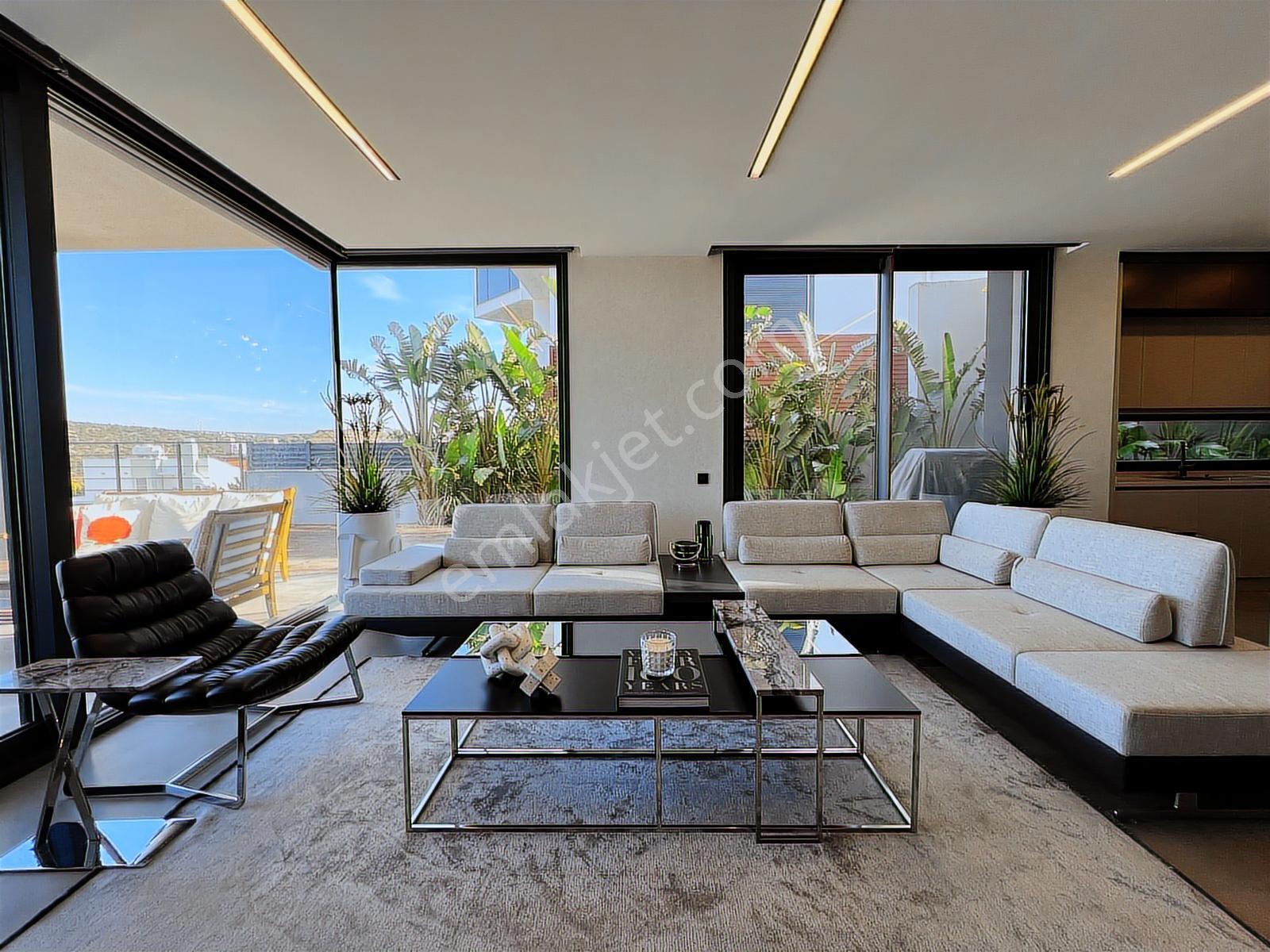 Çeşme Çiftlikköy De Full Deniz Ve Orman Manzaralı Lüks Villa - Görsel 24