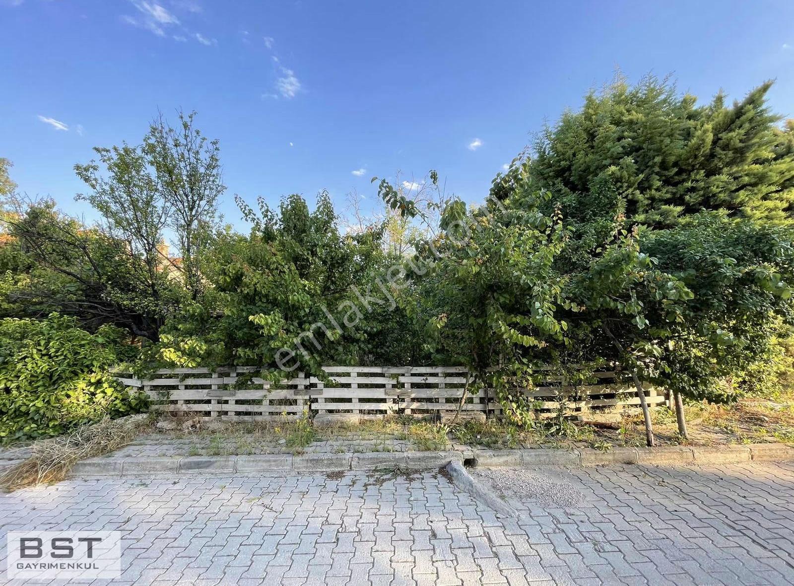 Yorgancı'da 2140 M2 Villalık Arsa
