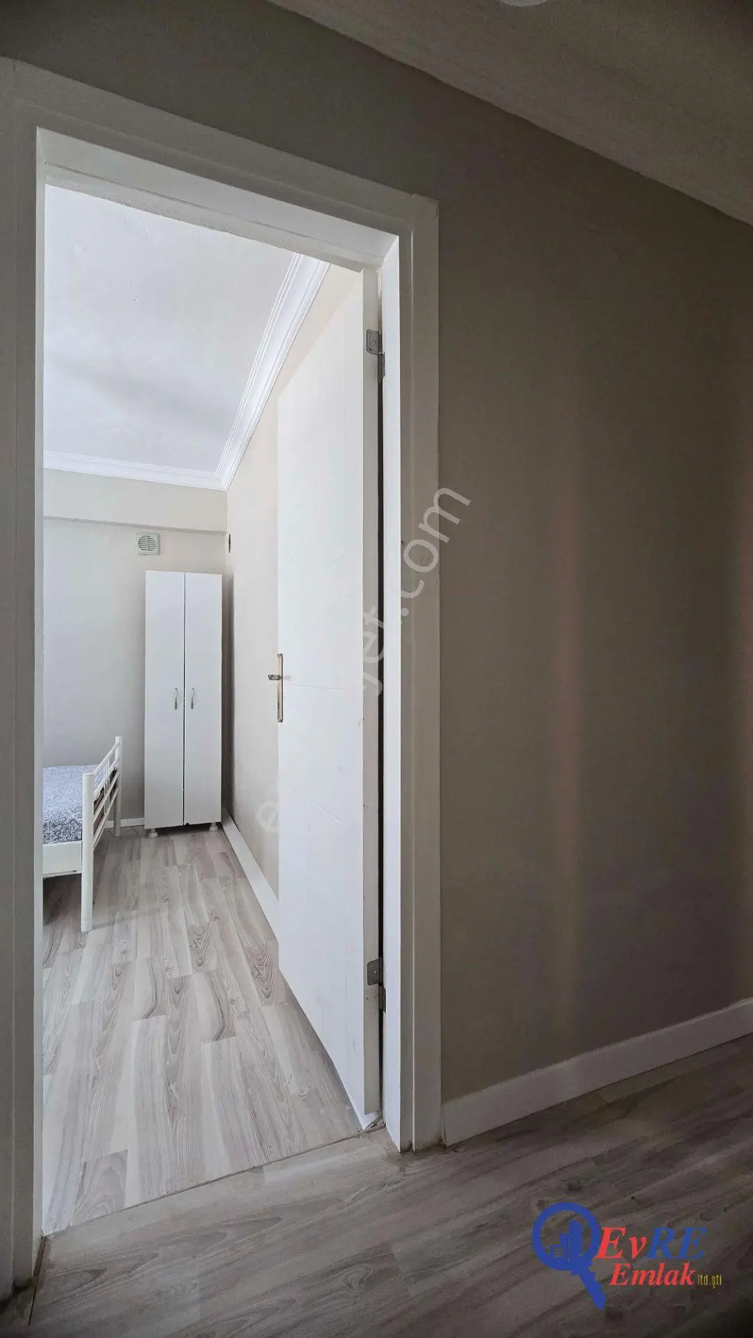 Evre Emlaktan Plaja Ve Markete Komşu 3+1 Verandalı Bahçeli Daire - Görsel 23