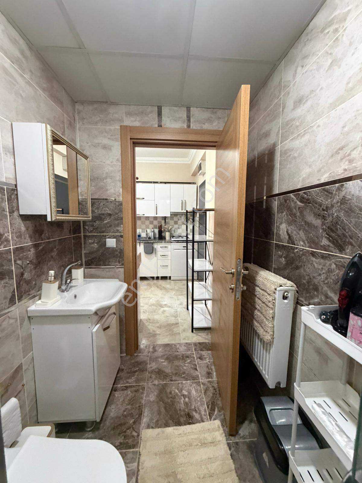 Çağdaş Rezidansta Kiralık 2+0 Eşyalı Balkonlu Arakat Daire - Görsel 20