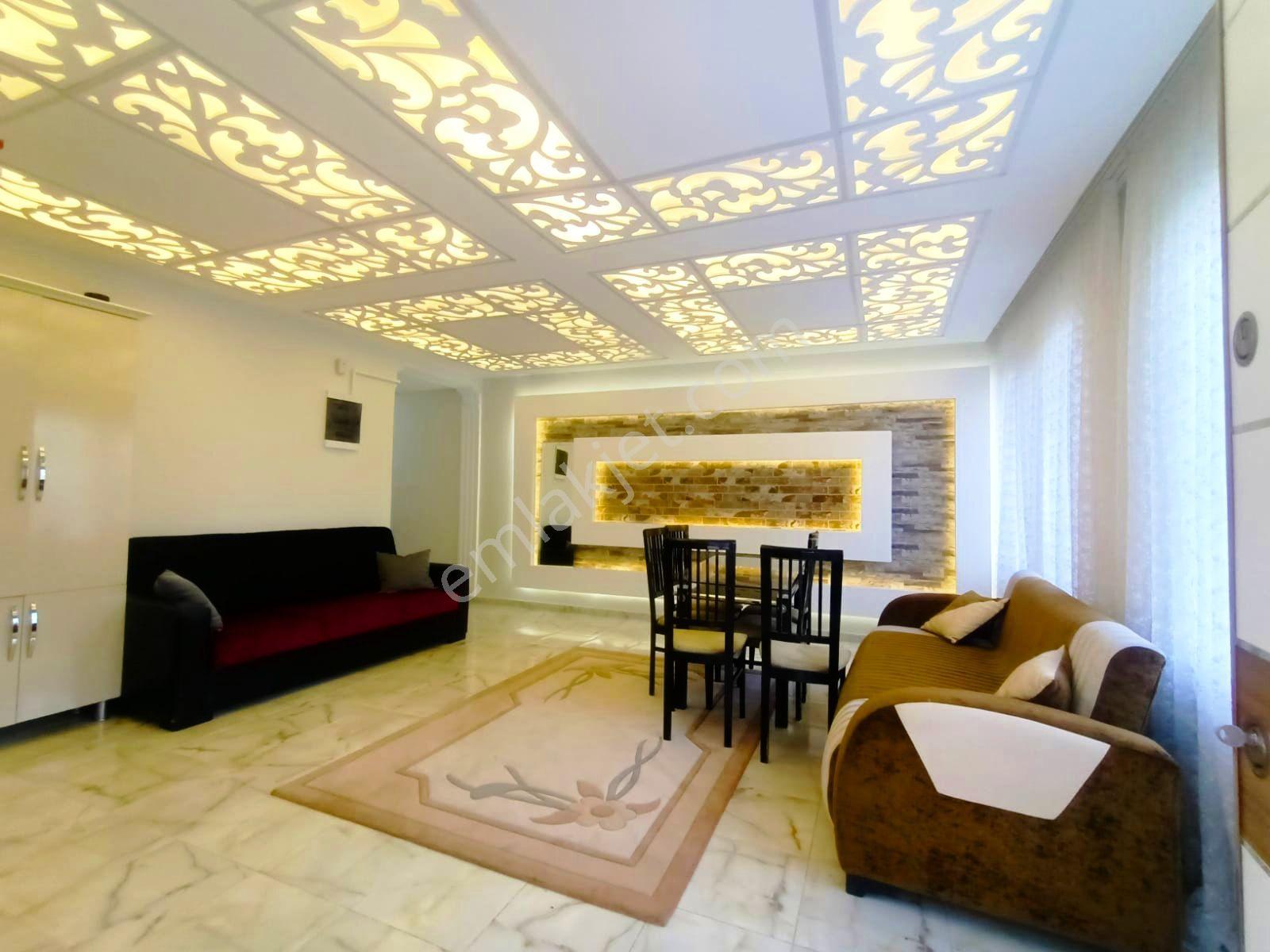Konyaaltı Manzarası İle Kiralık Havuzlu Otoparkli Villa 5+1 - Görsel 18
