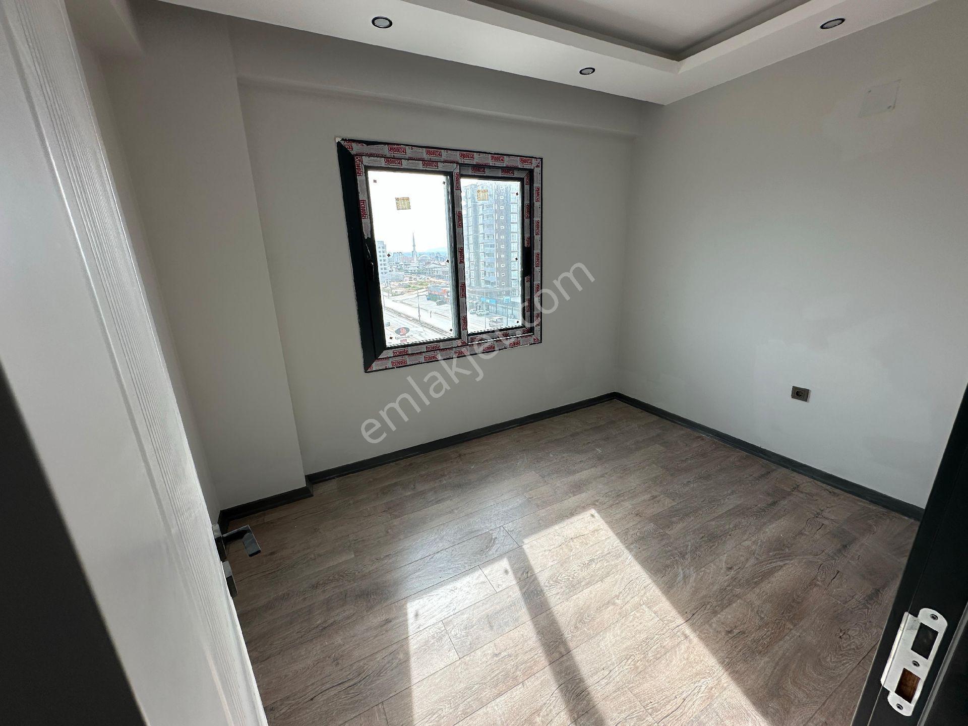 Çınarlı Hekimköy Tatlıcısı Yanı Göl Manzaralı 2+1 Ultra Lüks Daire - Görsel 10