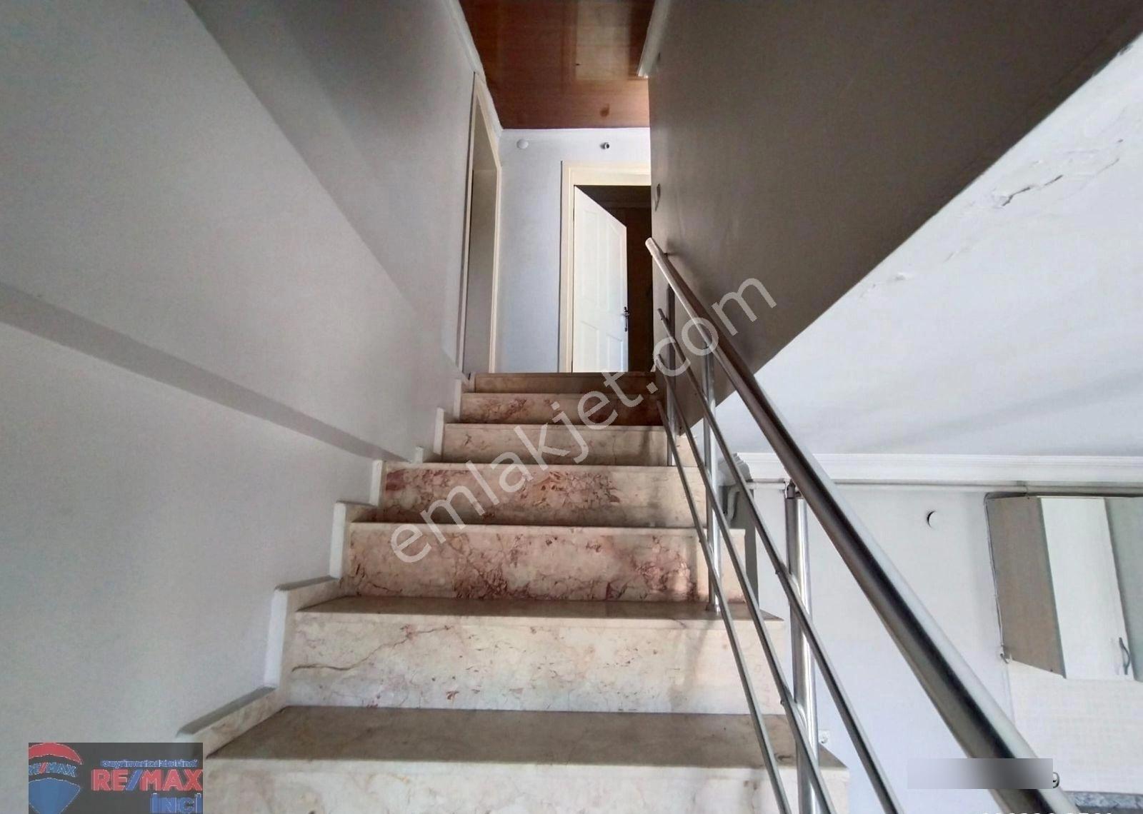 Re/max İnci'den Bahçelievler Beyoğlu Caddesi Kiralık 3+1 Teraslı Çatı Dubleks Daire - Görsel 28