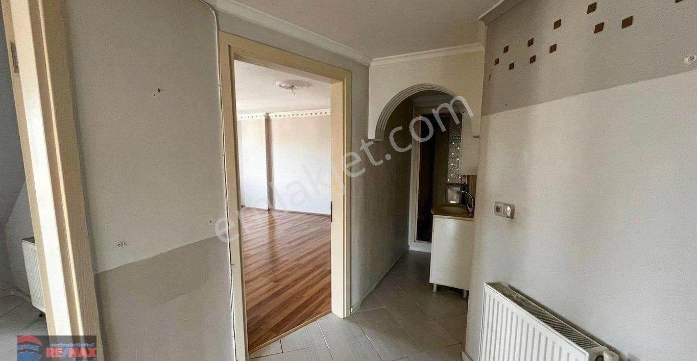 Re/max İnci'den Bahçelievler Beyoğlu Caddesi Kiralık 3+1 Teraslı Çatı Dubleks Daire - Görsel 26