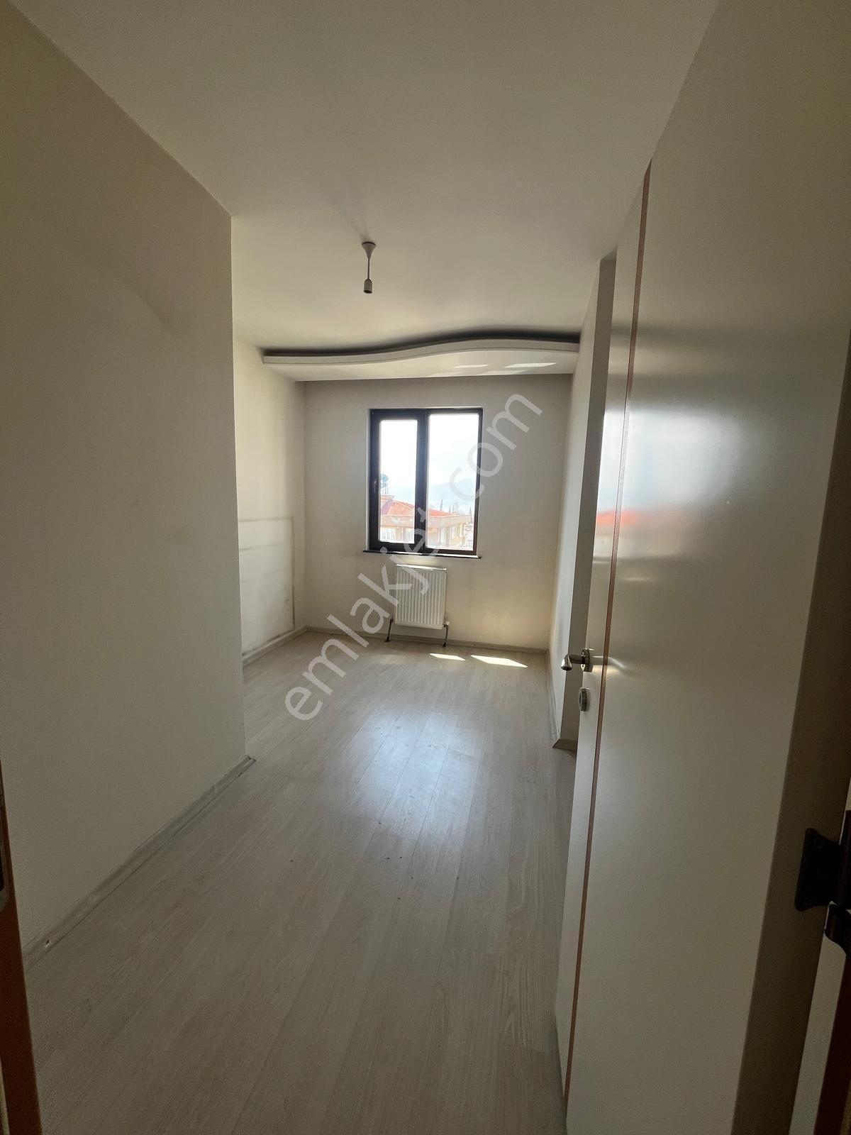 Nehirden Yenişehir Mahallesinde Kiralık 2+0 Daire - Görsel 8