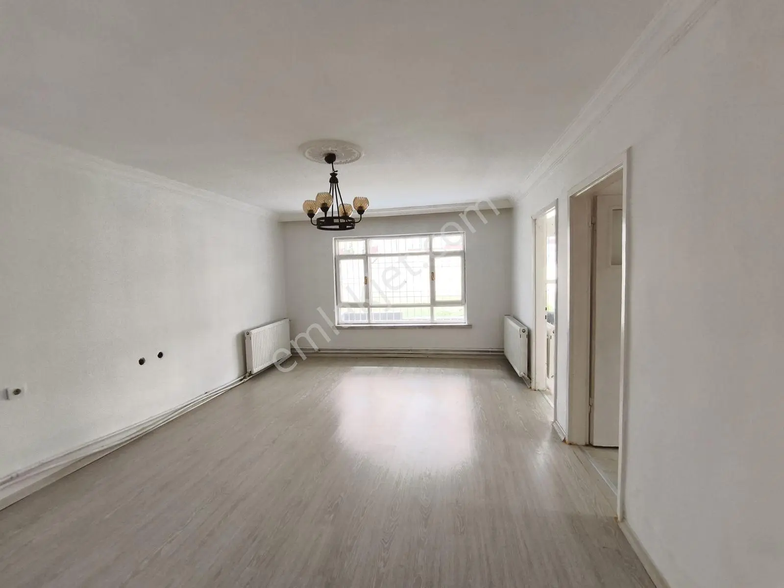 Yunus Emre Caddesi Ve İncirli Lisesi Yakını 3+1 Satılık Daire - Görsel 4