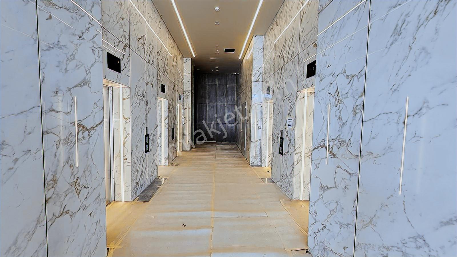 Megapol İzmir Projesinde Kiralık 1+1 Rezidans - Görsel 24