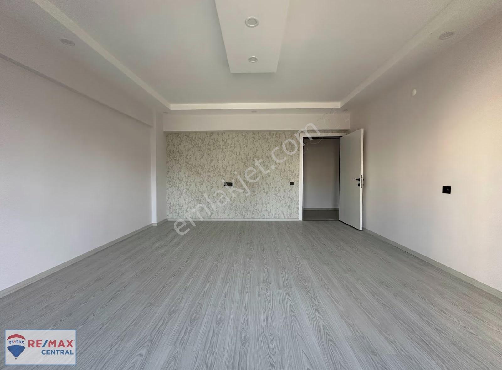 Re/max Central'dan Tuzlugöl Mah.'de 3+1 Yapılı-site-lüks Daire - Görsel 17