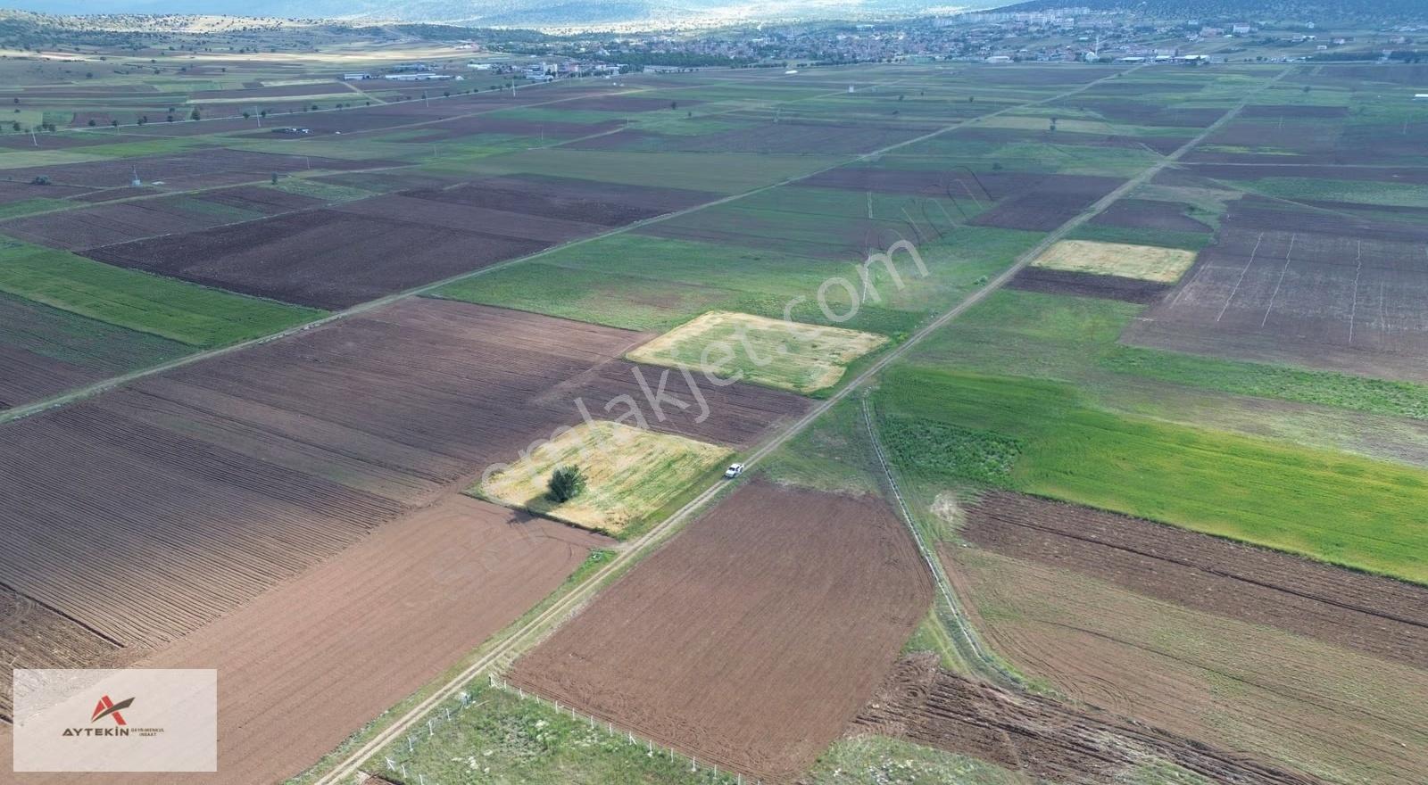 Konya Akören Tülce Mahallesi'nde 1.816 M² Müstakil Tapulu Tarla