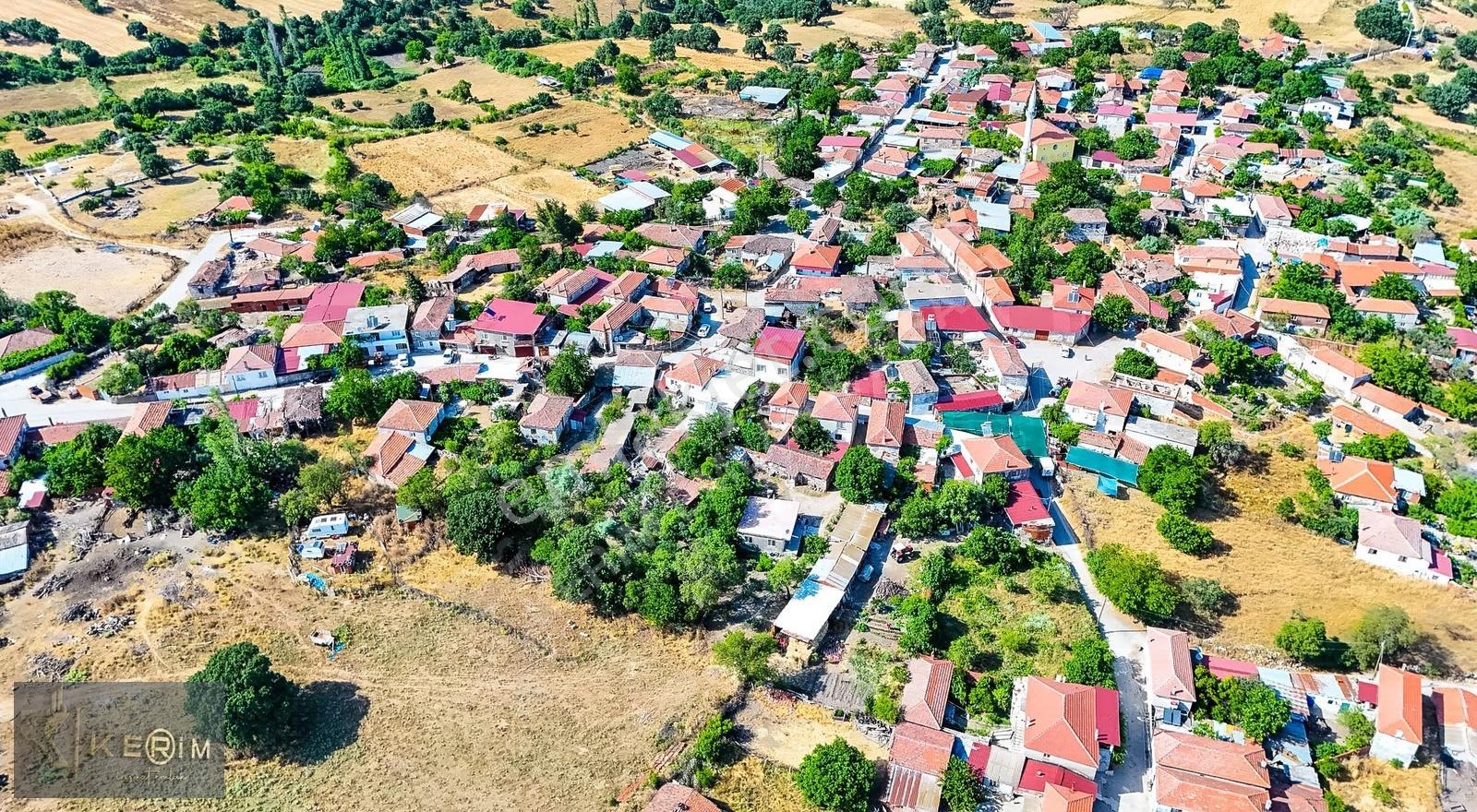 Ayvacık Sapanca'da Satılık 700m2 İmarlı Köy Evi Ve Arsa Fırsatı - Görsel 13