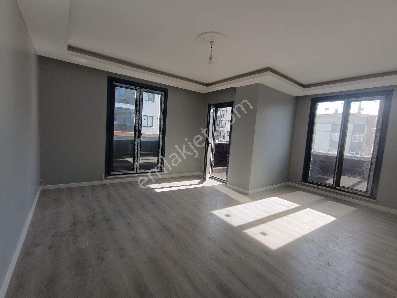 Antalya Caddesi Cephe Kiralık Daire ( Lüx) - Görsel 11