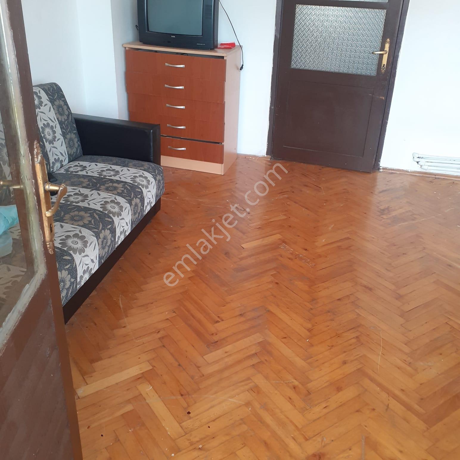 Yalova Çiftlikköy Eşyalı 2+1 - Görsel 8
