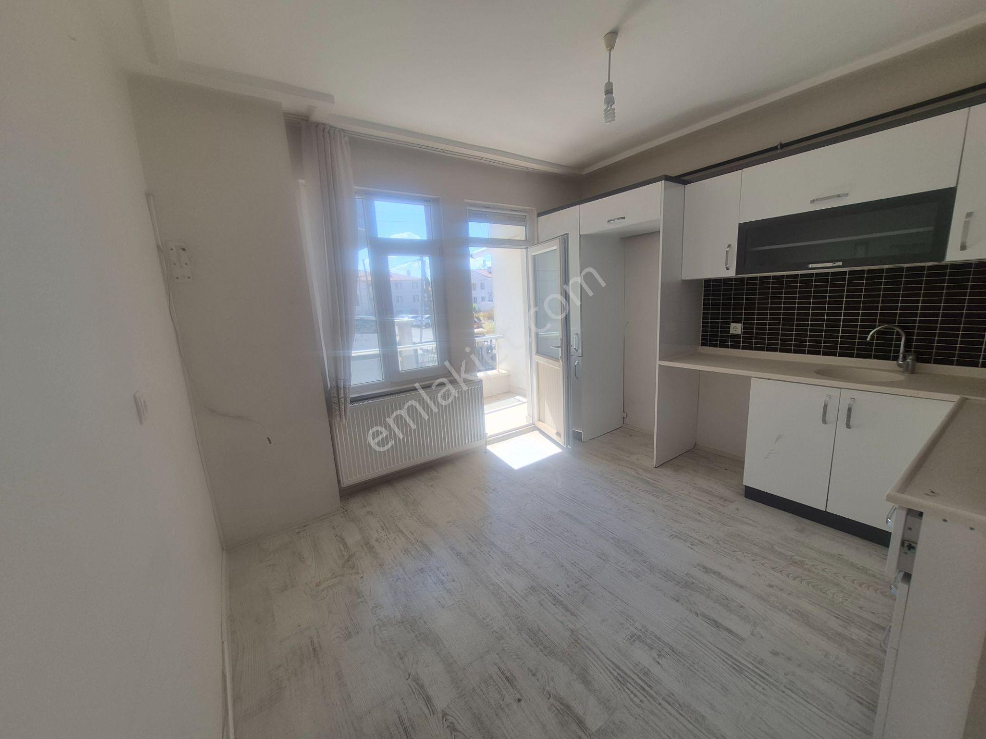 Gevher Hatun Mahallesi 2+0 Satılık Fırsat Aile Apartı - Görsel 7