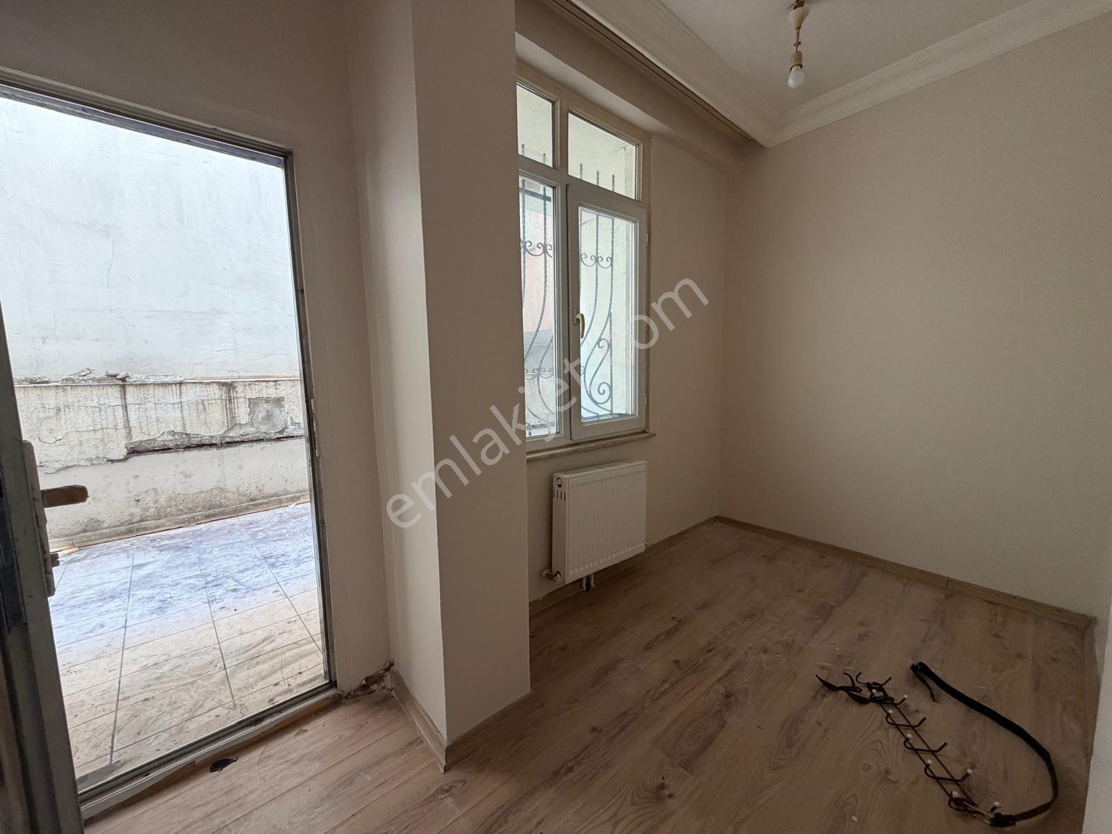 İstanbul House'dan 14 Yıllık Binada, Soğanlı'da 2+1 Bahçe Katı - Görsel 6