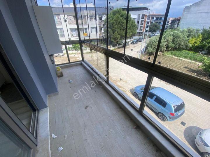 Zeki Emlak'tan Manisa Muradiye Mh. Satılık 2+1 Ara Kat Daire - Görsel 12