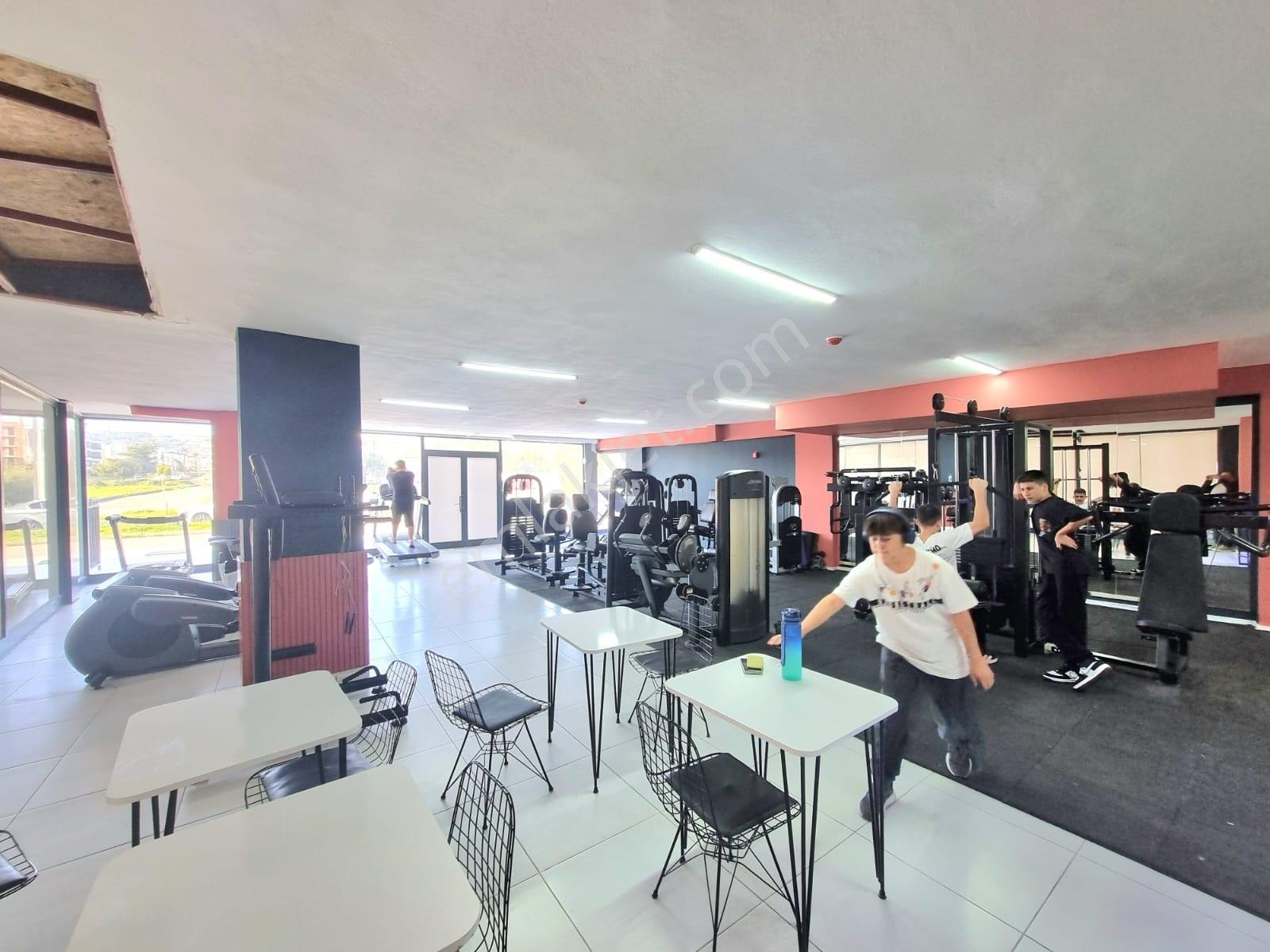 Poyraz Dan Ünsal Mah. Acil Satılık 200m² Hazır Kiracılı Dükkan - Görsel 4