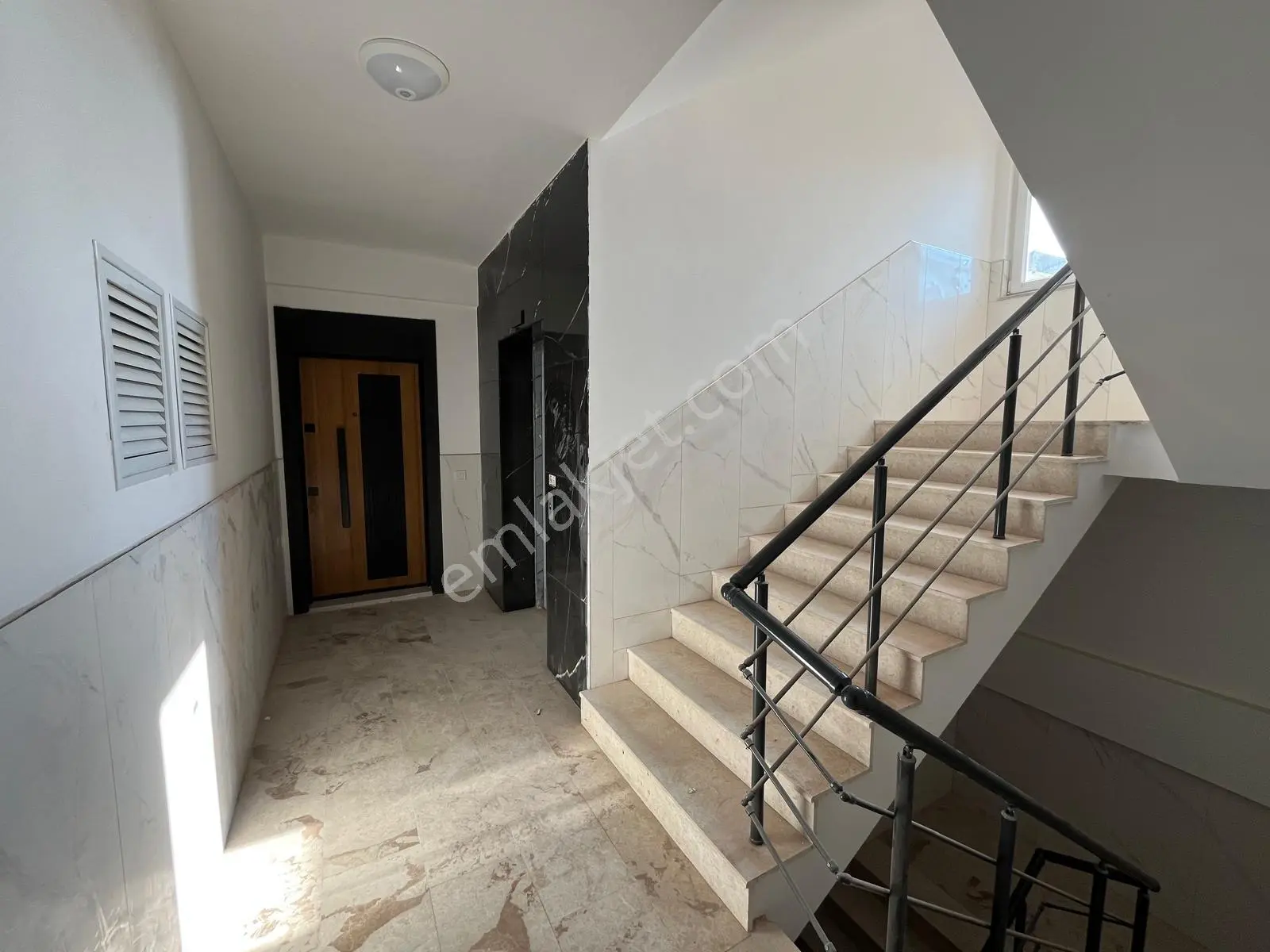Poyraz'dan Karşıyaka'da 2+1 1.kat 100m2 Kiralık Daire - Görsel 5
