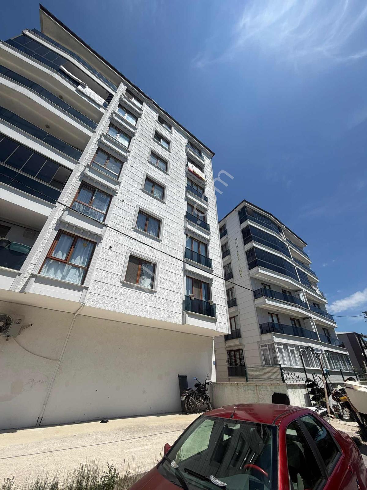 Rüzgar Emlak'tan Merkezi Konum Ara Kat İskanlı Daire - Görsel 22