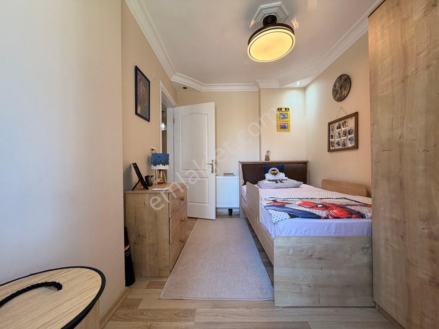 Kuşadası Merkezde Bahçeli Ve Teraslı Satılık3+1 Daire - Görsel 16