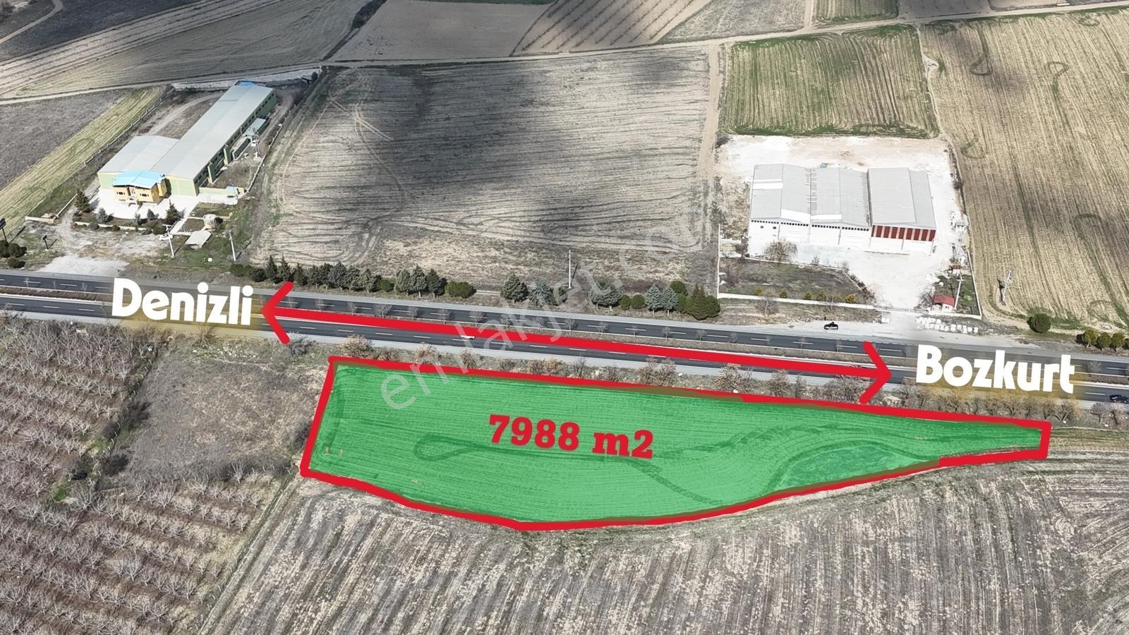 C21 Loft'tan Bozkurt Alikurt'da Anayol Cepheli Satılık Tarla.