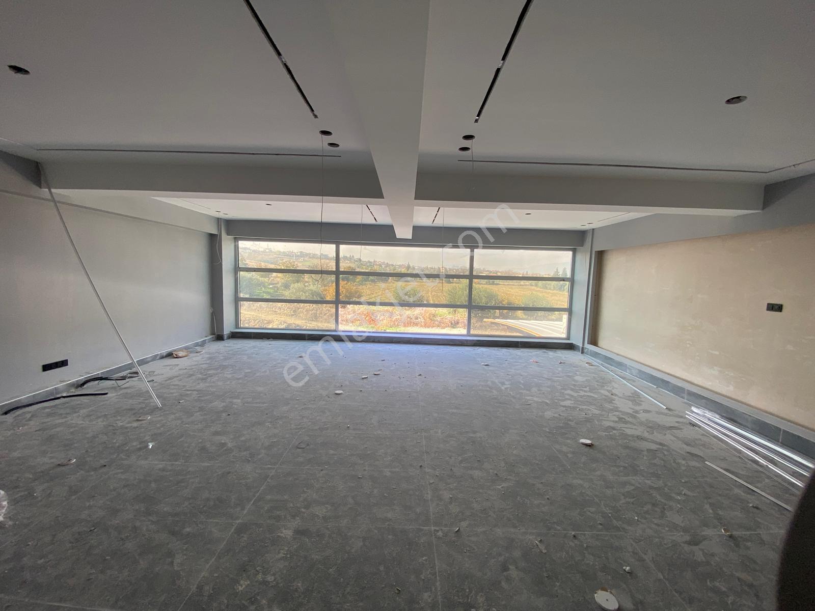 C21 Loft'tan Otonomi Galericiler Sitesinde 230m² Satılık İşyeri. - Görsel 10