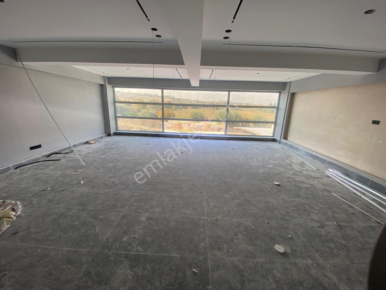 C21 Loft'tan Otonomi Galericiler Sitesinde 230m² Satılık İşyeri. - Görsel 13
