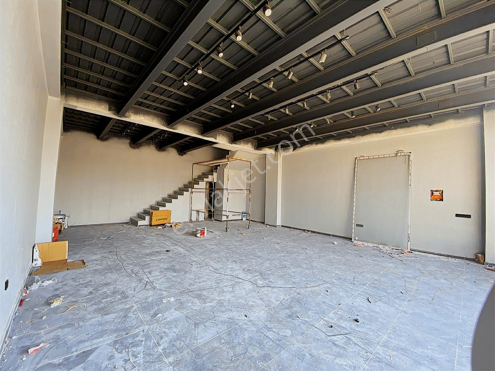 C21 Loft'tan Otonomi Galericiler Sitesinde 230m² Satılık İşyeri. - Görsel 6